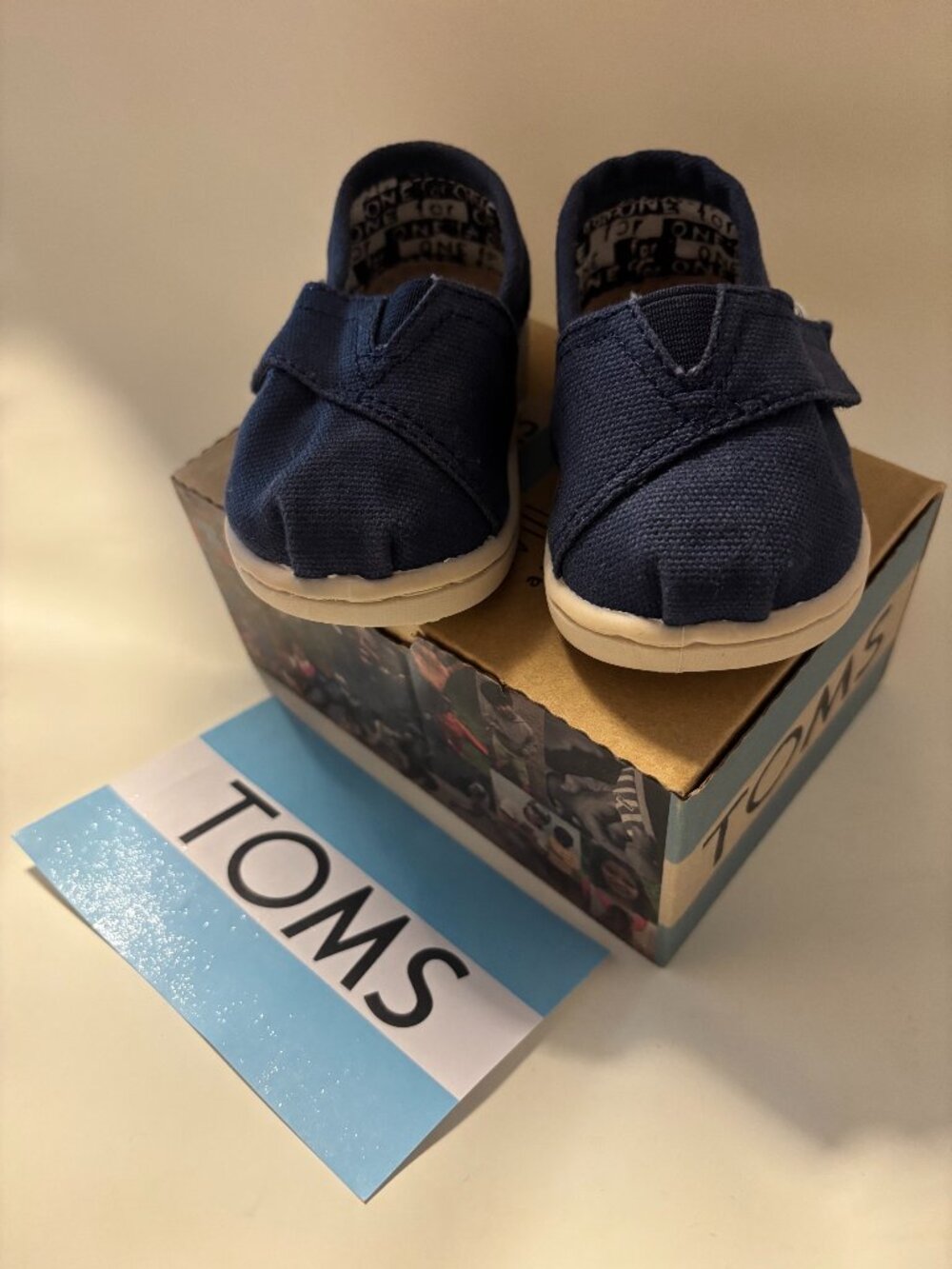 TOMS Classic Navy Canvas Shoes Size T3